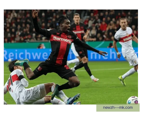 拜仁慕尼黑落后勒沃库森四分 德甲争冠形势愈发严峻