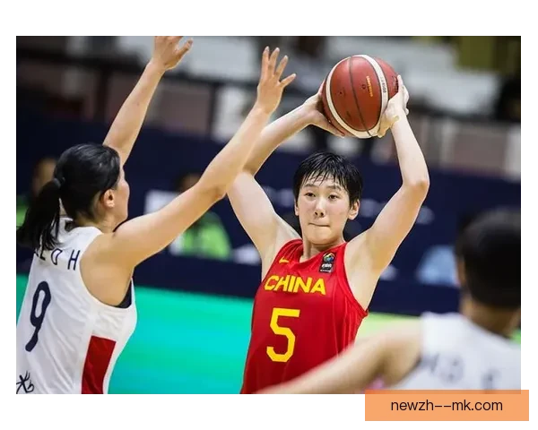 奥莎拉女足世界杯小组赛精彩推射助球队锁定胜局